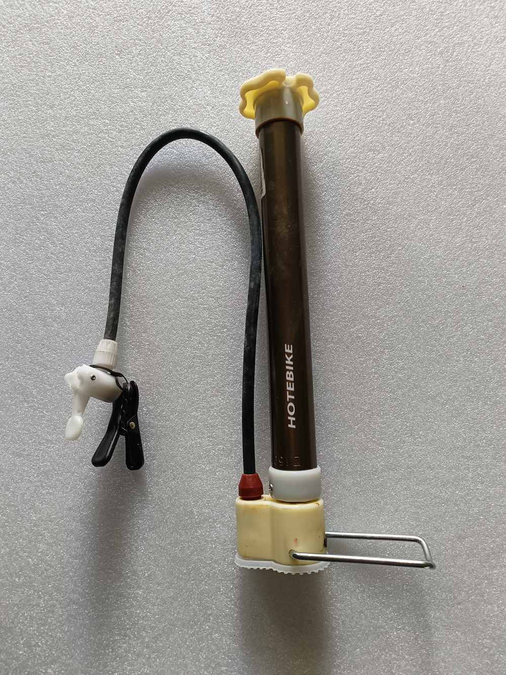 Pompe à gonfler les pneus de vélo haute performance – Précision, portabilité et puissance pour chaque trajet